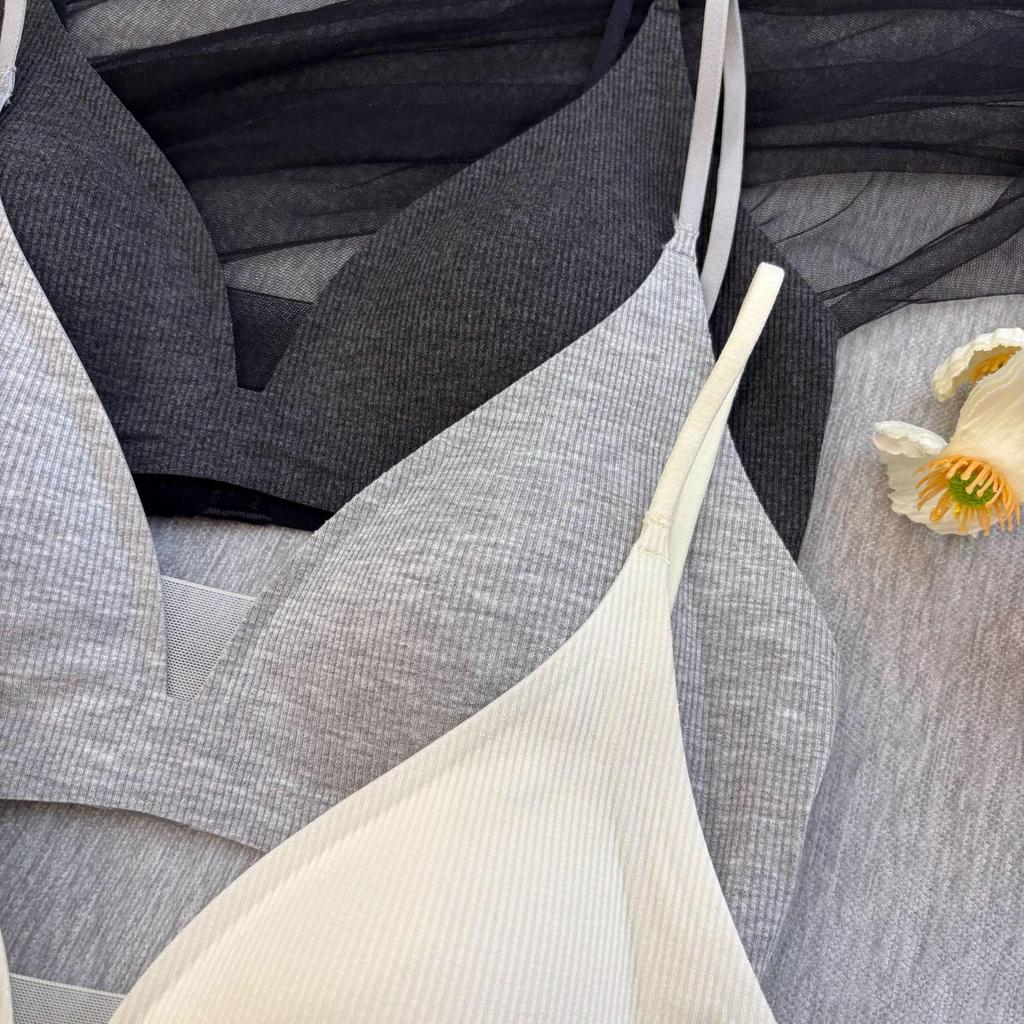 Best-Selling Thin Strap Deep V-Neck Triangle Cup Bra for Small Busts – Stylish Summer Back Design
