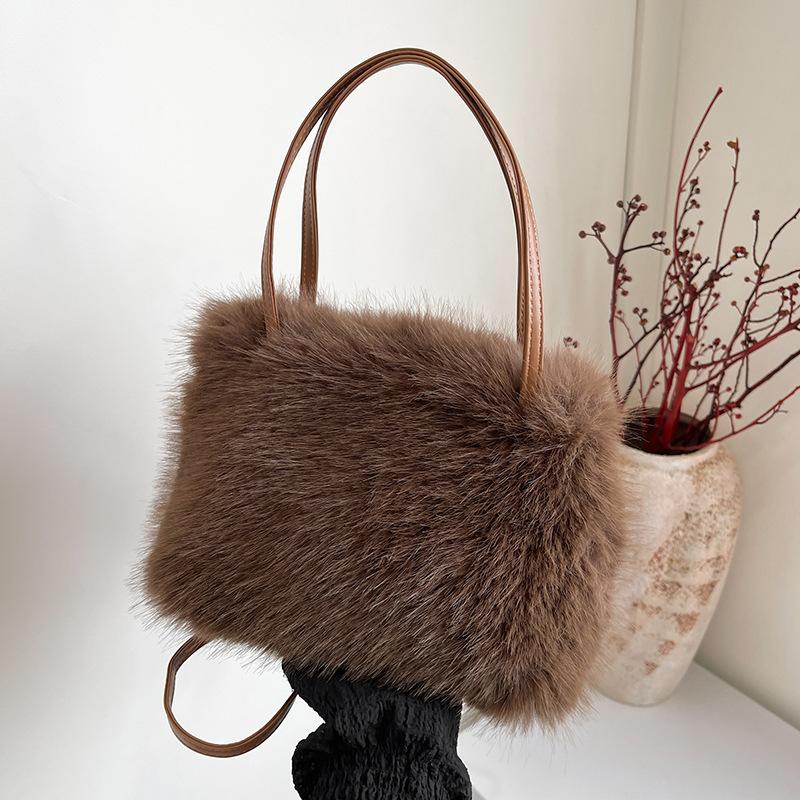 

Волосатая сумка женская новая высококлассная плюшевая наплечная сумка-мессенджер плюшевая портативная сумка-ведро 23*18*7cm коричневый