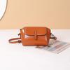 Borsa a tracolla piccola in pelle di vacchetta cerata e olio per donna, borsa a tracolla a conchiglia alla moda e versatile, borsa casual per telefono da donna