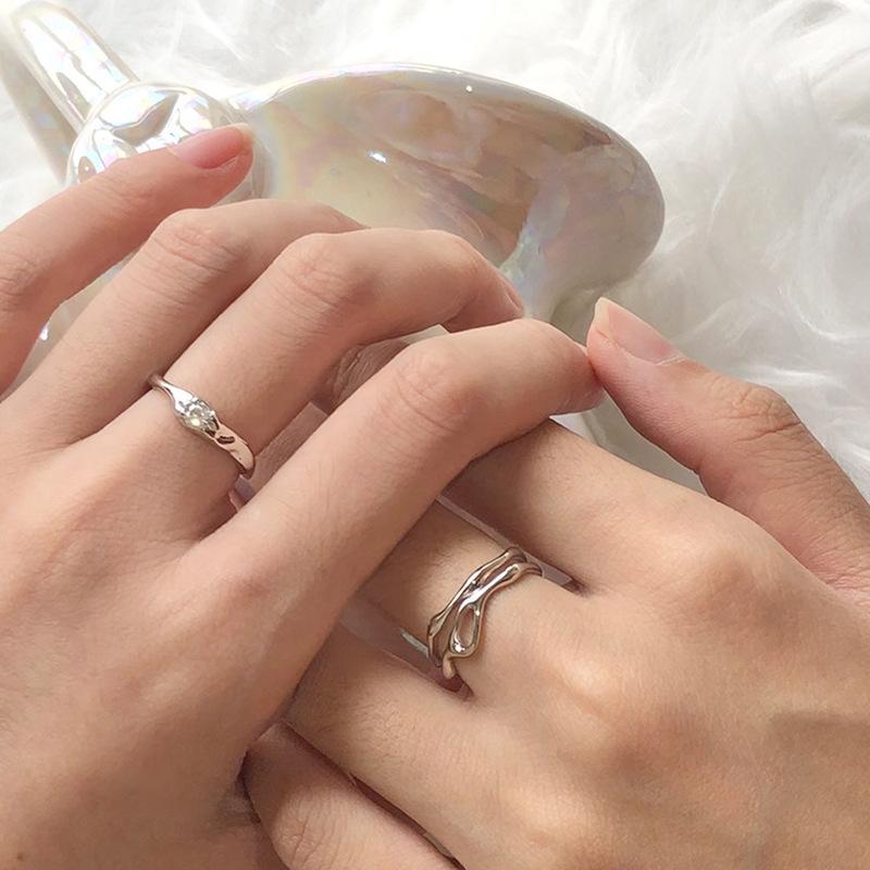 Korean Inspired Elegant 925 Sterling Silver Ring With Minimalist Geometric Design And Unique Hollow Patterns