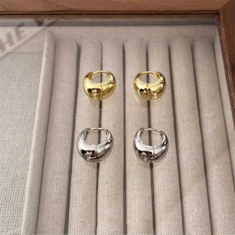 Stainless Steel Smooth Metal Chunky Hoop Earrings for Women Girls Fashion Round Circle Hoops Statement Earrings Punk Jewelry