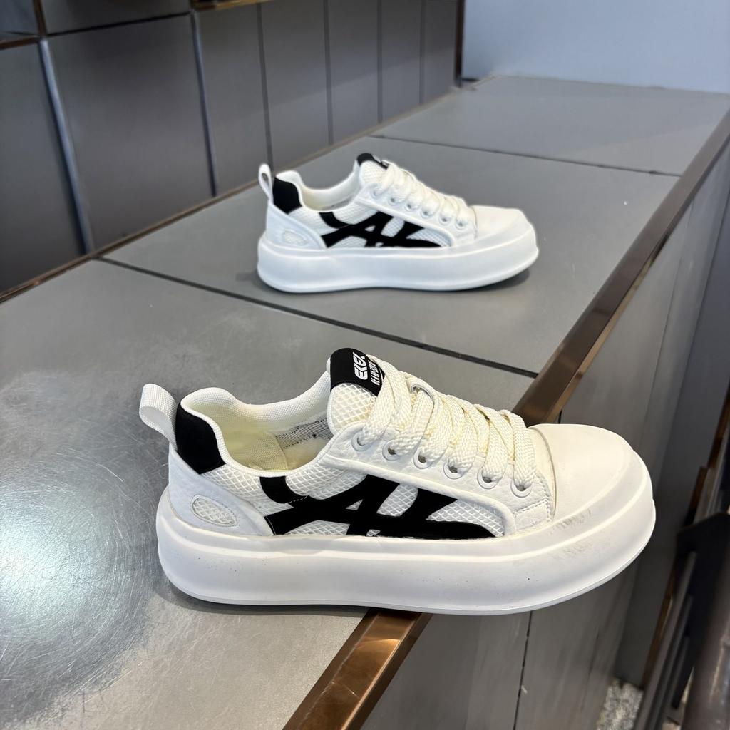 Men 's Casual Spring Fashion Skateboarding Students Comfortable Sneakers Boys Trending Soft Sole Breathable Shoes