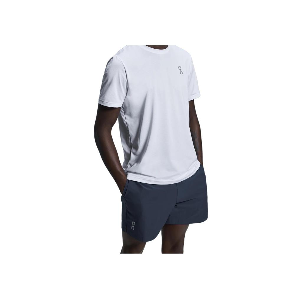 On 7" Core Shorts Leichte Laufshorts Bequeme Sporthosen Herrenshorts Midnight 1MF10741573