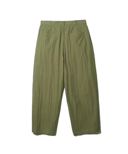 WANGGWAN Double-Pleated Curved Wide-Fit Pants (Khaki)
