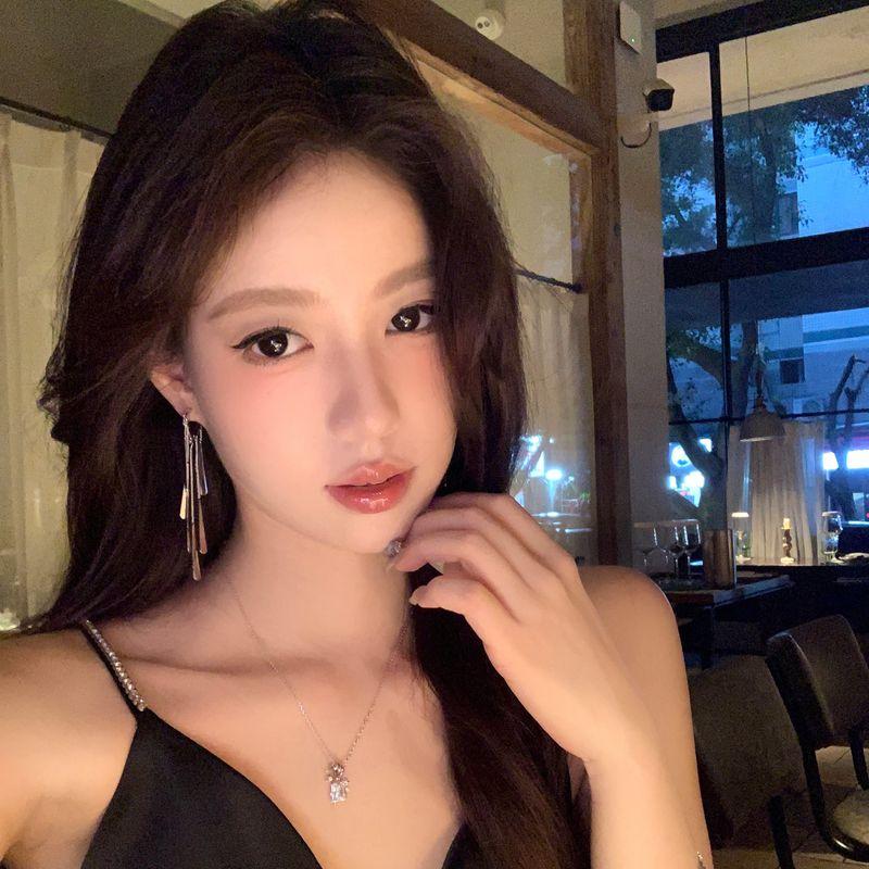 

[Peach Tea] Golden Water Drop Tassel Earrings High Sense Elegant Socialite Formal Dress Ear Rings Silver Water Drop Tassel Pair