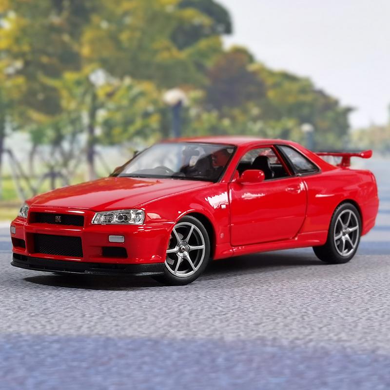 Welly 1/24 Nissan Skyline GTR R34 Alloy Sports Car Model Simulation Diecast Metal Toy Racing Car Model Collection Childrens Gift
