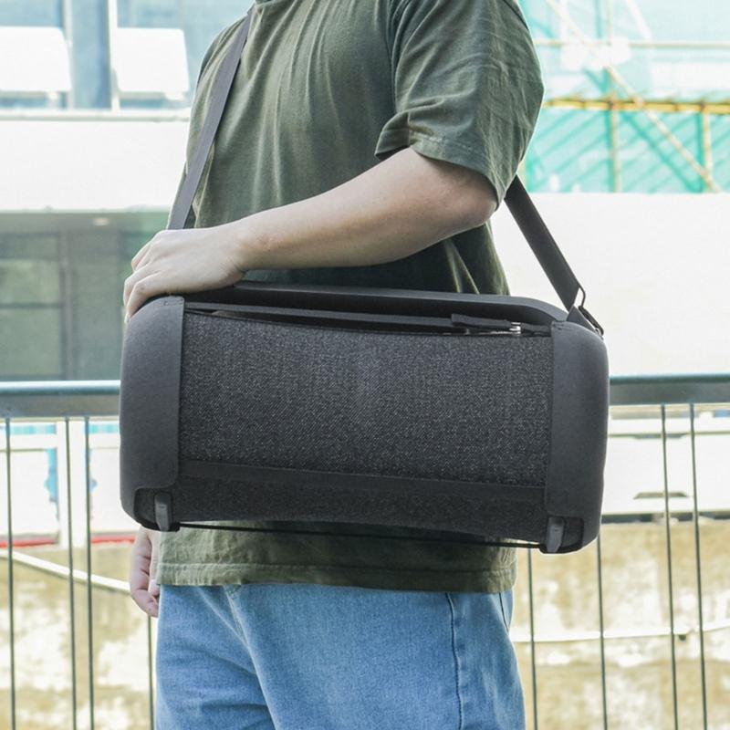 Stylowy i poręczny pokrowiec na głośnik SRS-XG500. Ochronne etui do przechowywania. Utrzymuj głośnik bezpiecznym w każdym miejscu.