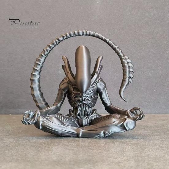 One-piece Molded Alien Decor 3D Printed Figurine, Zen Meditation Statue Desktop Ornament, Collectible Sculptures for Sci-fi Fans Fun Desk Ornament