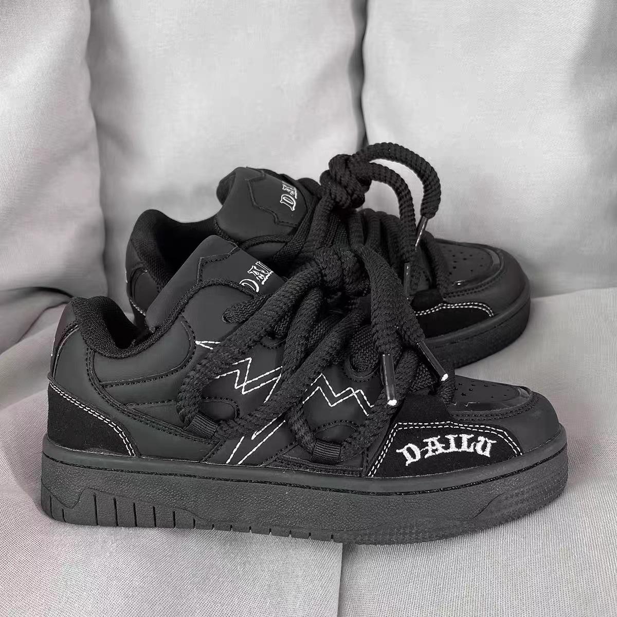 

2024 новые дышащие кроссовки с толстой подошвой, увеличивающие рост, повседневные студенческие кроссовки в стиле ретро, ​​женские