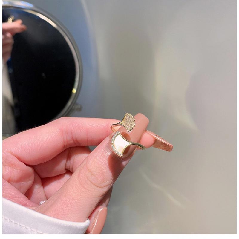 Pearl Two-Piece Open Ring for Women - Niche Luxury European American Fashion, Exaggerated Design, Lightweight High-End Index Ring