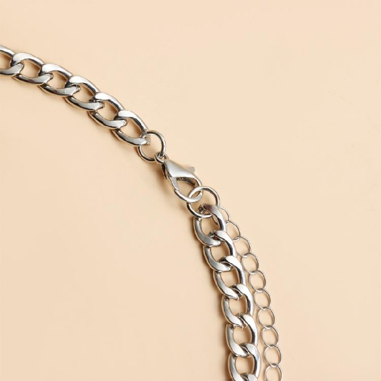 Sophisticated Snake Shape Pearls Pendant Necklace Tassels Necklace Suitable for Women Who Love Distinctive Style