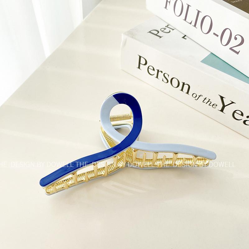 

Elegant Large Vintage Acrylic Hair Claw Clip For Stylish Updos In Blue And Pink Hues StyleA