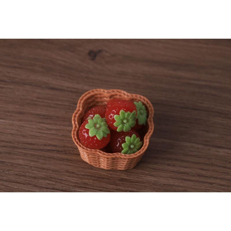 10pcs Strawberry Mini Simulation Cute Resin Model Doll House Miniature Kawaii Desk Home Decor Phone Case DIY Accessories