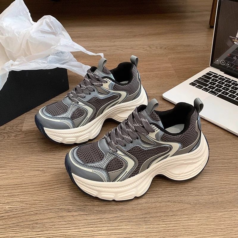 Thick-soled explosive casual sports shoes new tide foreign trade export Internet celebrity ultra-light heightening dad shoes women's new breathable