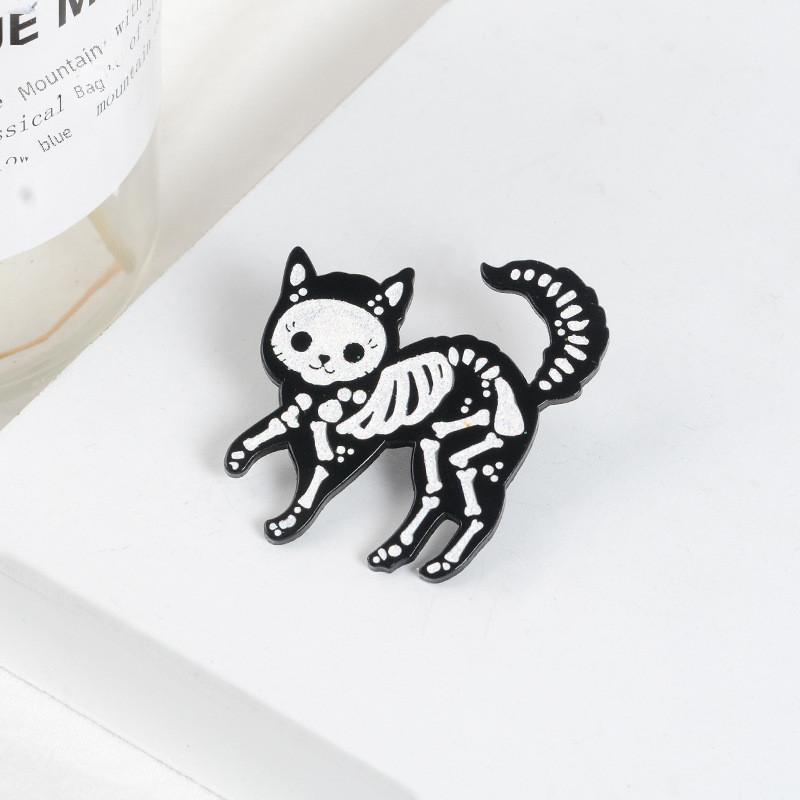 Creative Cartoon Personality Skull Cat Brooch Adorable Animal Style Pin For Everyone