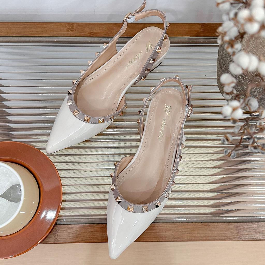 Höhenzunahme 5cm Lack Nieten Keilsandalen Damen Oberbekleidung 2025 Sommer neu sexy spitz Riemchen hinten Pantoletten