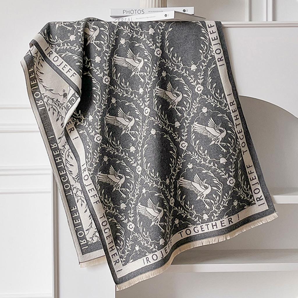 Retro butterfly high-end imitation cashmere scarf for women in autumn and winter, thickened outer layer, warm office shawl