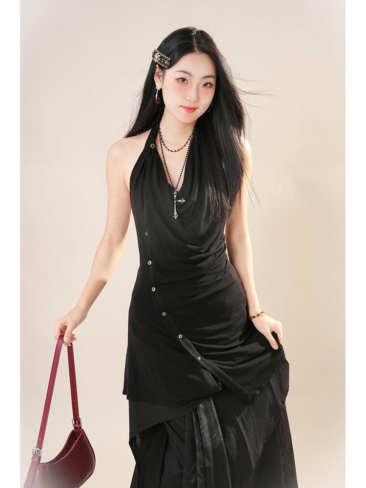 

Black Moon Halter Tank & Ruffle Irregular Midi Skirt Two-Piece Set M