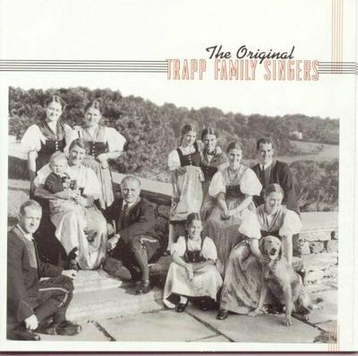 CD TRAPP FAMILY SINGERS  Original Trapp Family Singers 09026632052 RCA VICTOR 1998 US CountryFolk Used