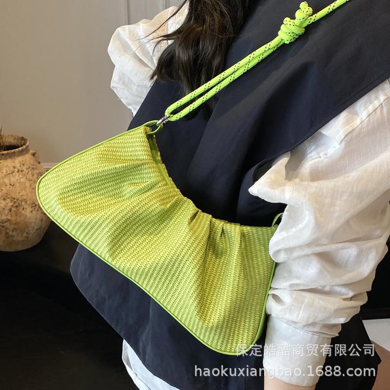 Super Fire Niche Pleated Bag Women's 2025 New Summer Versatile Messenger Bag Exquisite Shoulder Underarm Cloud Bag