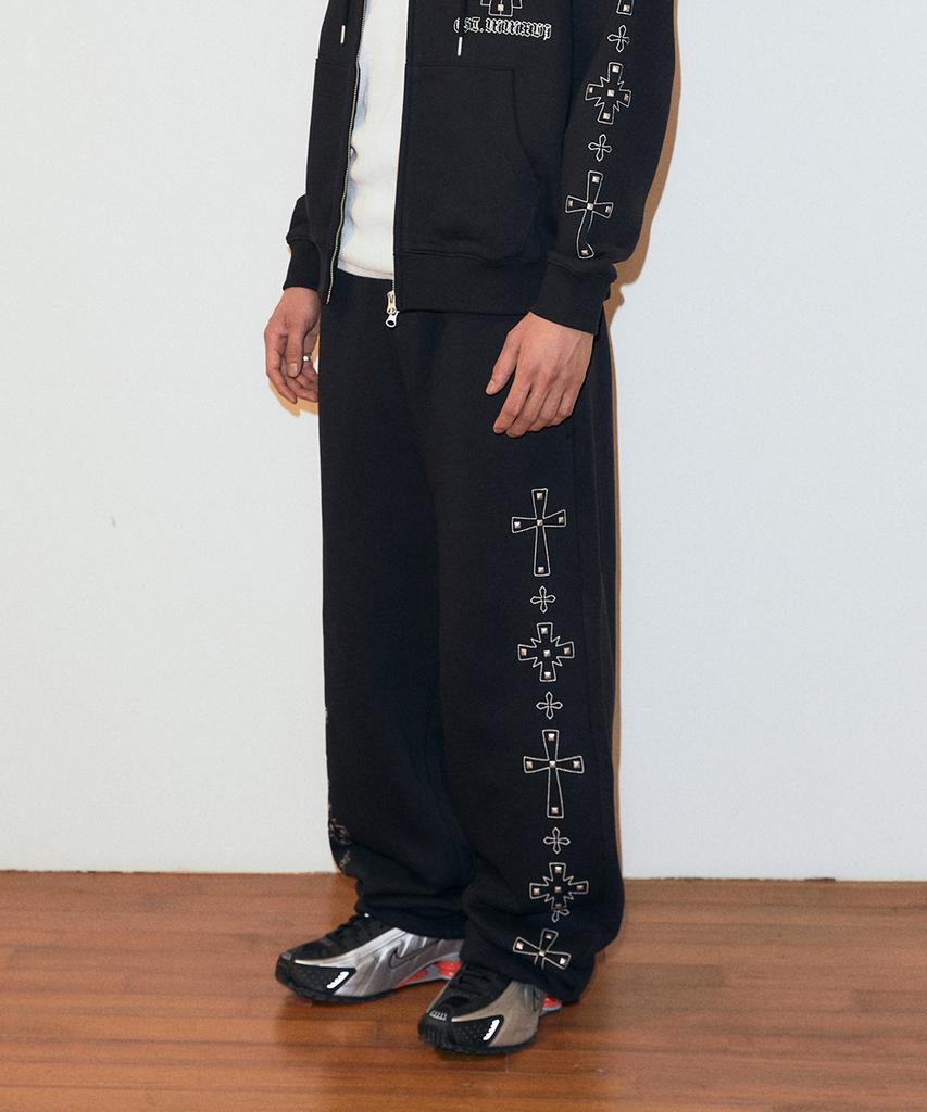 MAHAGRID Cross Stud Sweatpant Black(Mg2Gsmpa09A)