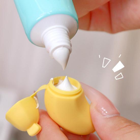 Banana Toothbrush Case Holder Toothpaste Dispenser Portable Travel Storage Box Waterproof Tooth Brush Caps Holder for Travel Daily Use