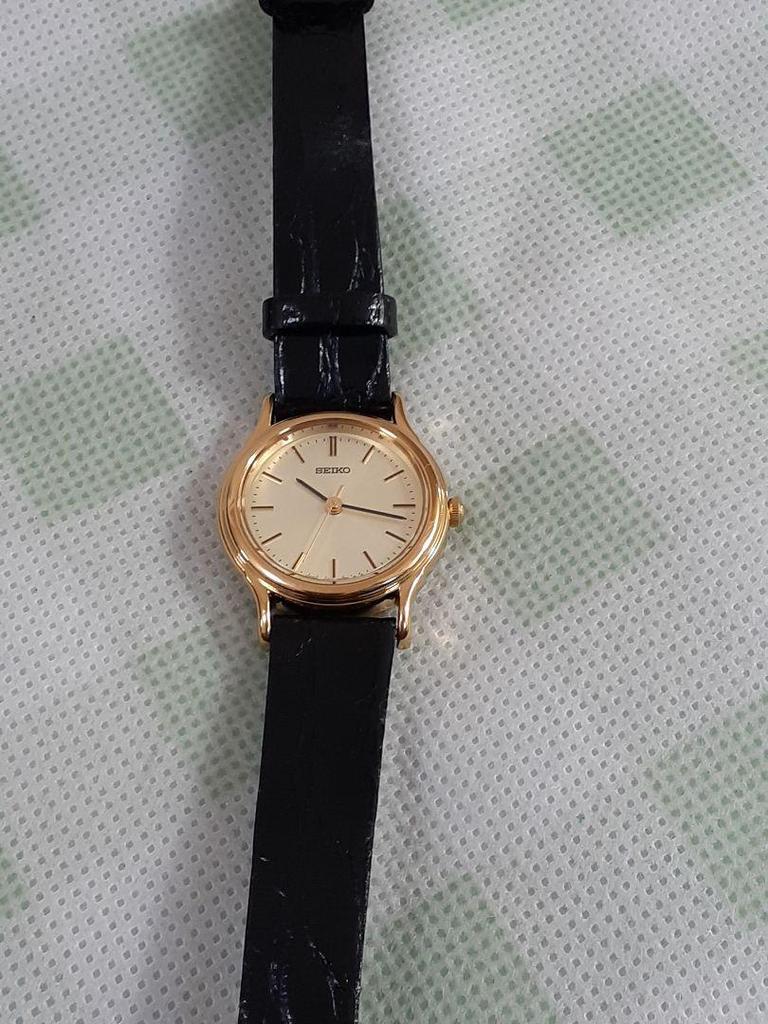 [USED] SEIKO Quartz Watch Gold/Black
