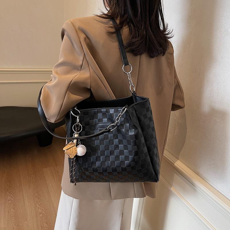 One-shoulder big bag for women 2025 new large-capacity tote bag, college student class commuting bag