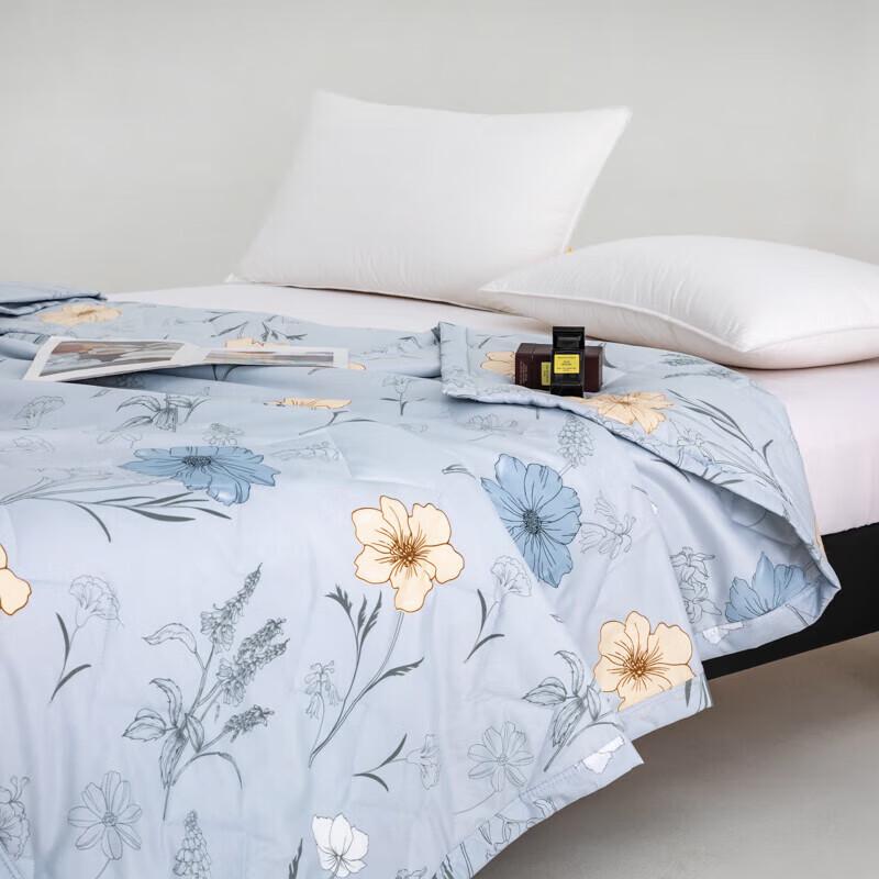 FIRS Floral Summer Cooling Quilt
