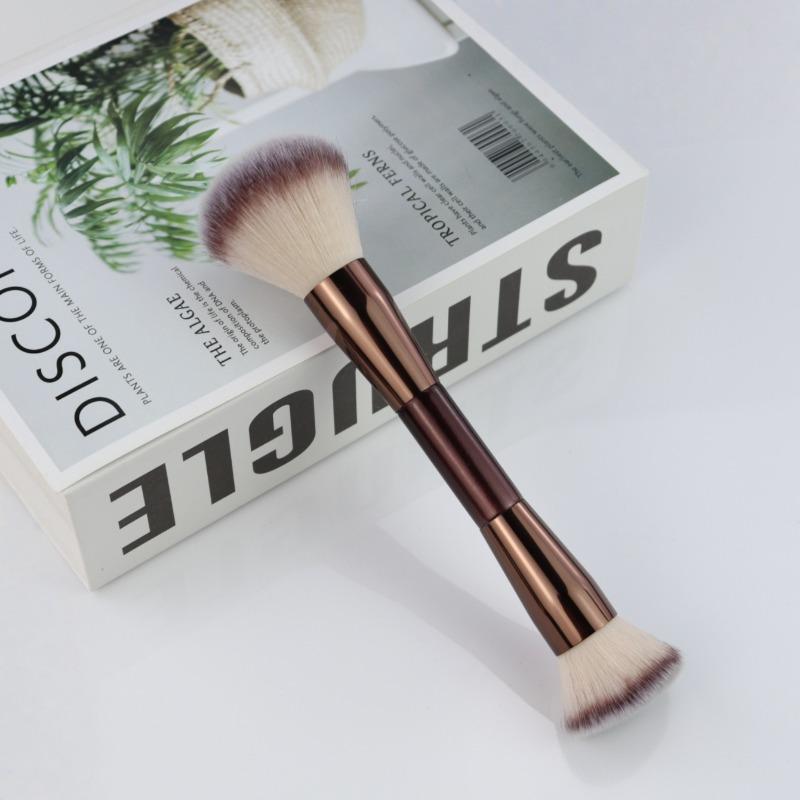 Štětec na make-up s dvojitou hlavou na podkladovou bázi a konturování Kabuki štětec Veganská vlákna Měkké štětiny pro tekuté a pudrové produkty
