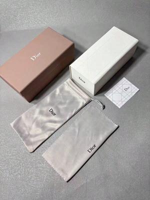 Dior Brillenetui-Set mit Reinigungstuch & Beutel, Luxus-Stil Brillenaufbewahrungs-Kit