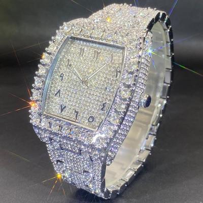 Hip Hop Iced Out Armbanduhr Silber Voll Strass Luxus Herren Tonneau Gehäuse Quarz Uhr