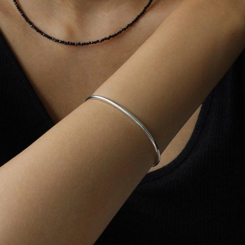 

NORMALLEE [Silver 925] Basic Oval Bangle (Bold) Silver