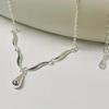 Water Drop Necklace Women's Light Luxury Ins Simple Dress Neck Chain Fresh and Elegant Design Versatile Niche Sweater Chain