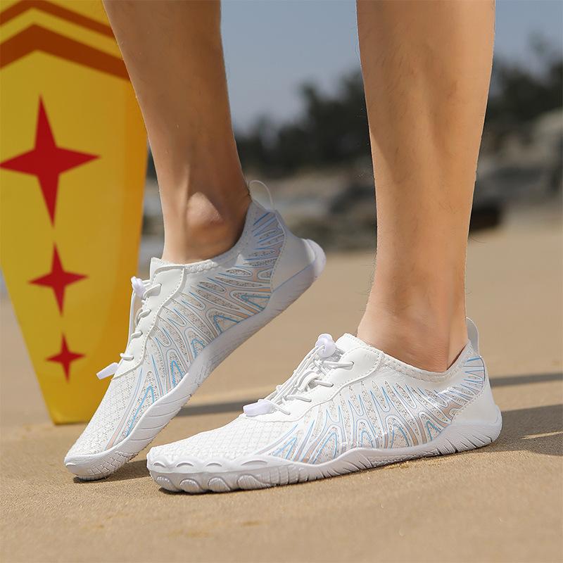 New Beach Wading Shoes Outdoor Sports Stream-Crossing Footwear Couples Yoga Fitness Shoes Casual Hiking and Mountaineering Footwear