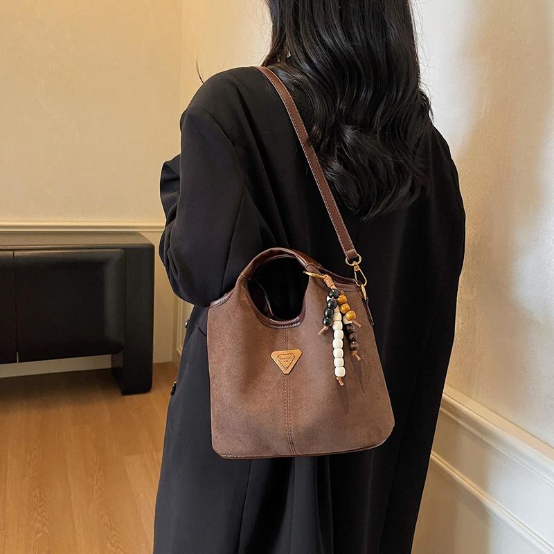 Suede Bag Women's Autumn and Winter Casual Matte Retro Messenger Bag Premium Bucket Bag