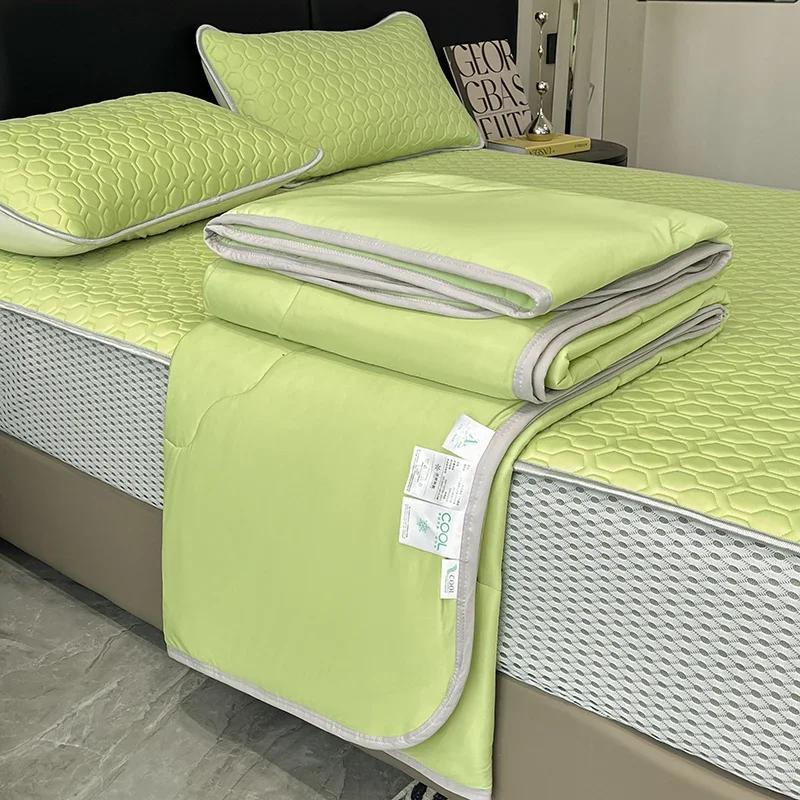 Double-sided Cool Feeling Summer Quilt Set Queen Smooth Ice Silk Cooling Blanket Summer Comforter Fitted Sheet and Pillowcase
