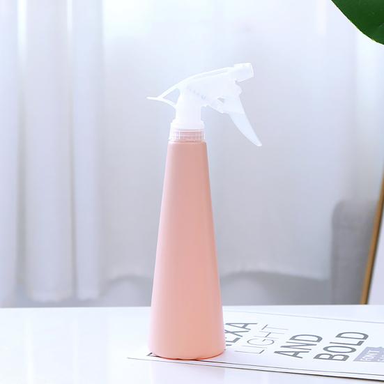 360ml Sprey Şişesi Ayrılabilir Su Tasarruflu Nordic Tarzı El Tipi Basınçlı Su Püskürtücü Bahçe Malzemeleri