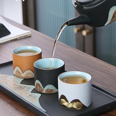 Taza de té de 50 ml/55 ml con forma de montaña dibujada a mano Taza de té de cerámica retro Juego de té Kung Fu Taza de café Vaso pequeño para agua Vajilla de porcelana