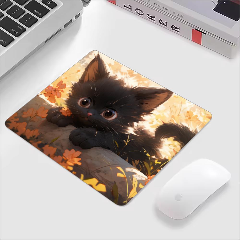A Fluffy Orange Cat Gaming Mouse Pad Square Computer Mouspad Desk Mat Non-Slip Rubber Mausepad Office Accessories Gamer Deskmat