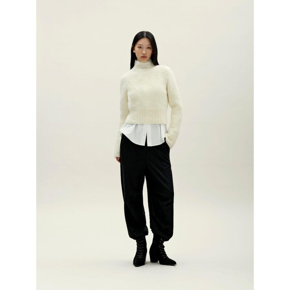 Anggae Classic Half Neck Pullover Ivory