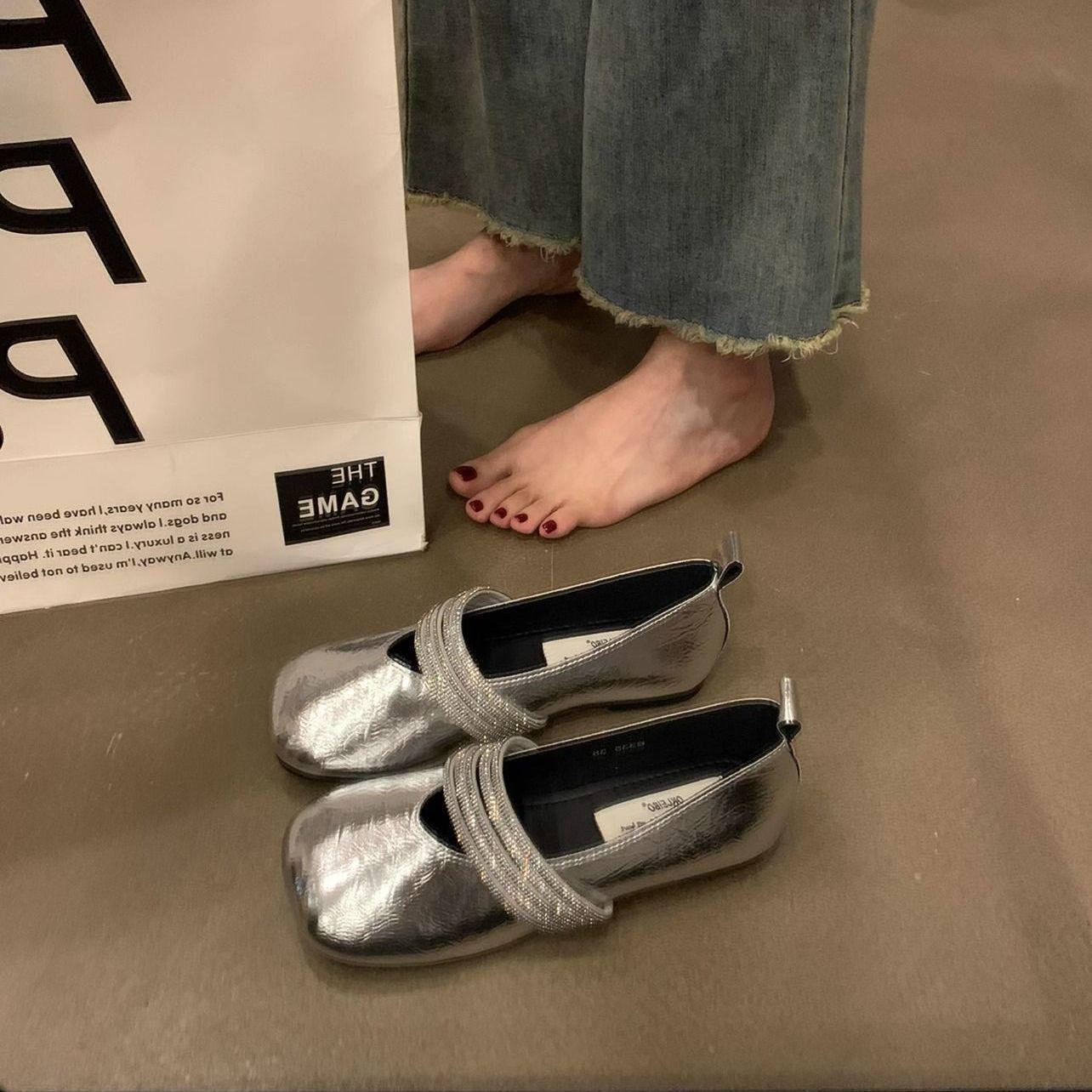 

Французские нежные вечерние туфли-лоферы женские весна-лето новый нишевый дизайн стразы плоская подошва неглубокий носок повседневная обувь 39