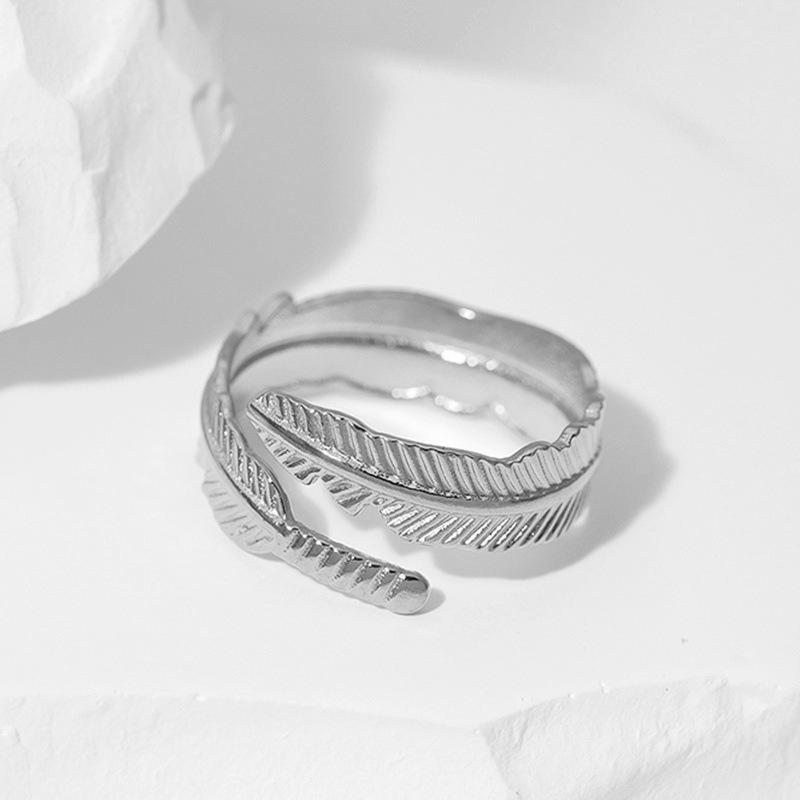 European-American Minimalist Geometric Stainless Steel Ring for Women - High-End Light Luxury Design