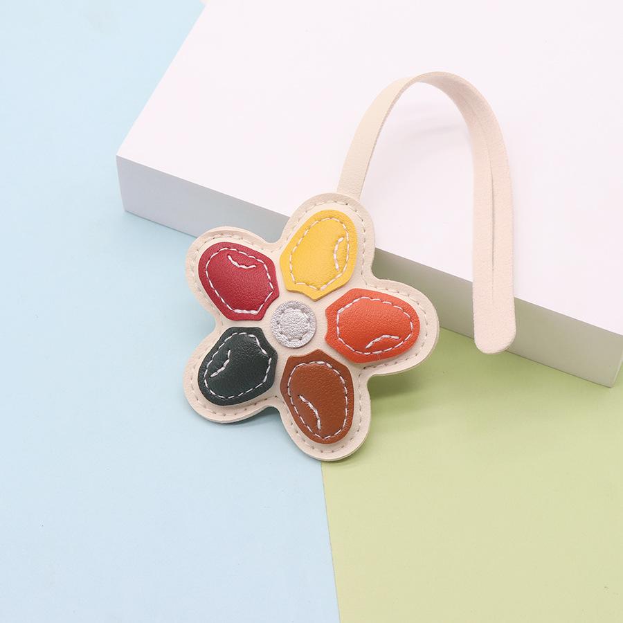PU leather cute flower bag decorative charm fashionable simple new wave doll jewelry buckle head light luxury wind bag hanging