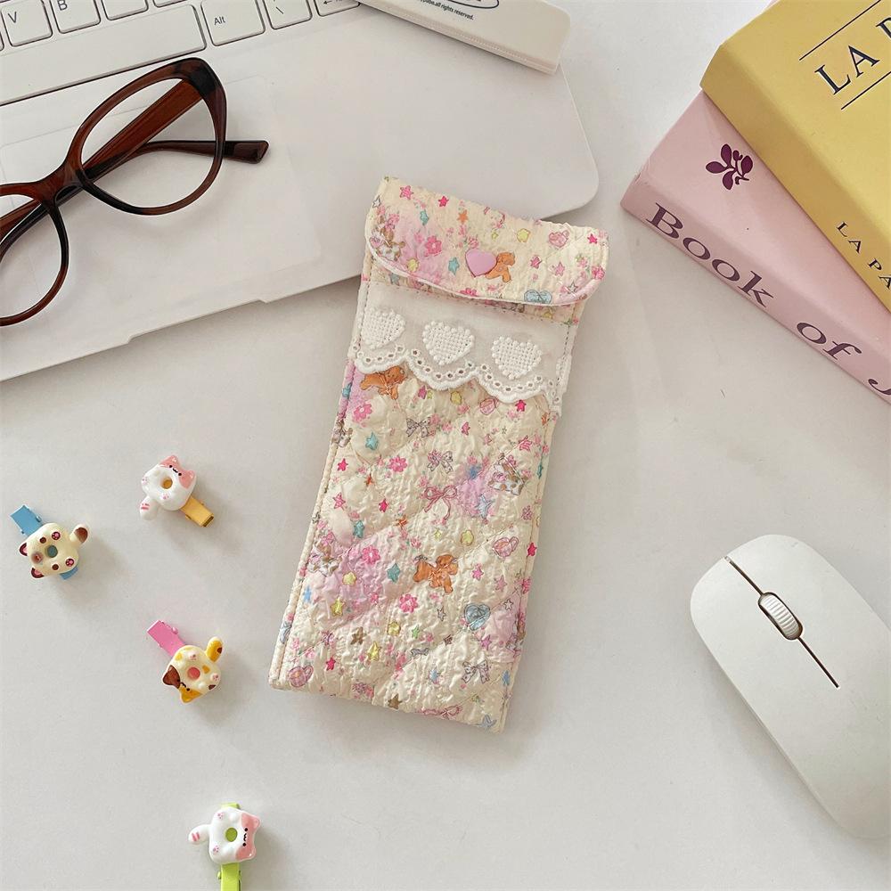 Kawaii Quilted Glasses Bag Cute Cartoon Eyeglasses Pouch Soft Cotton Sunglasses Case With Heart Button Lace For Women Girls