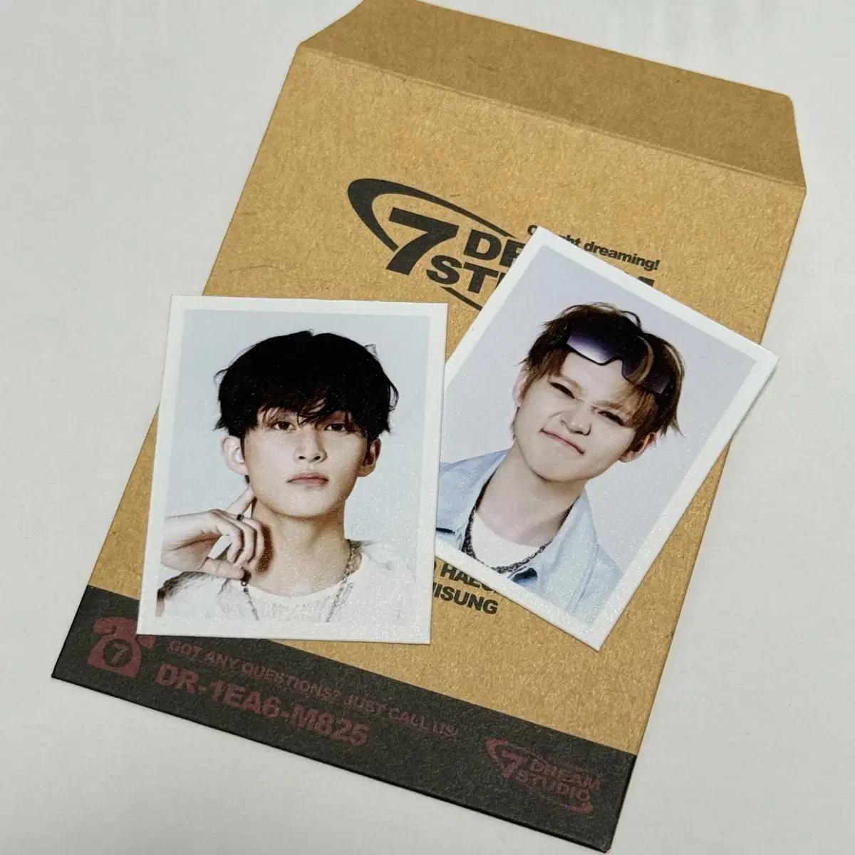 

Ncitydream Time Riders Pop-up Random Id Photo Set