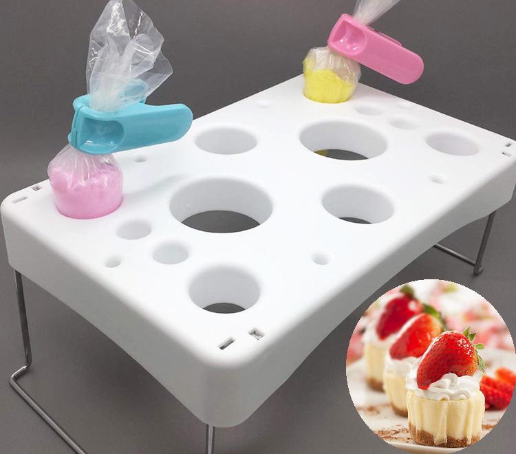 Baking Tools: Cake Decorating Bag and Rack with DIY Mold