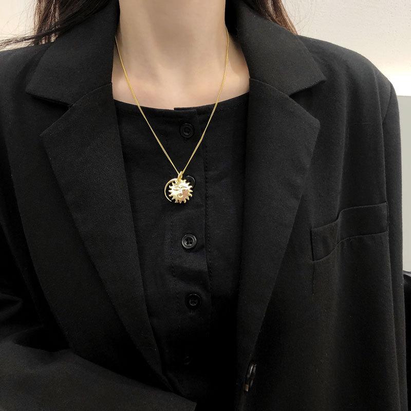 Naszyjnik Damski Wiatr Księżyc Naszyjnik Damski Wisiorek Słońce Łańcuszek na Obrożę Szyję Sukienka Dziewczyna Moda Retro