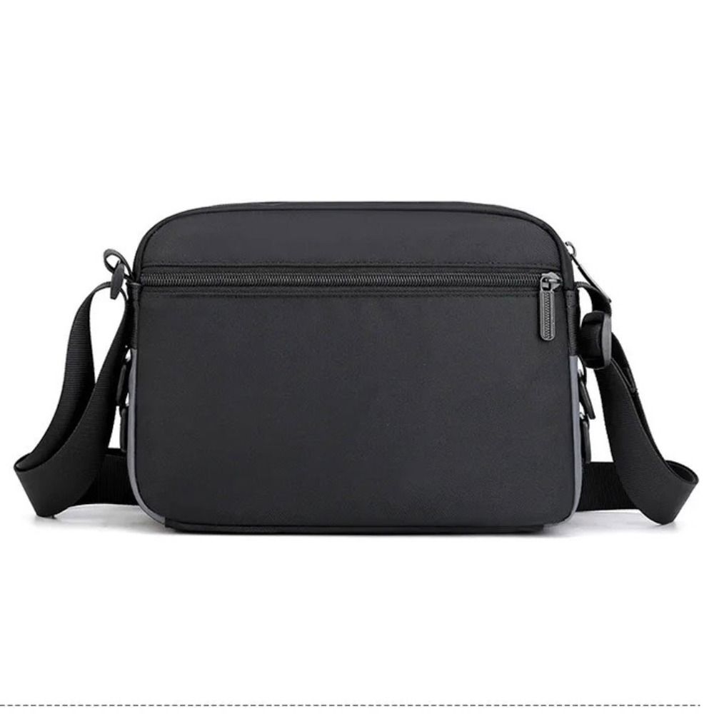 Single Shoulder Man Messenger Bag Fabric Nylon Crossbody Bag Simple Men's Shoulder Bag Outdoor