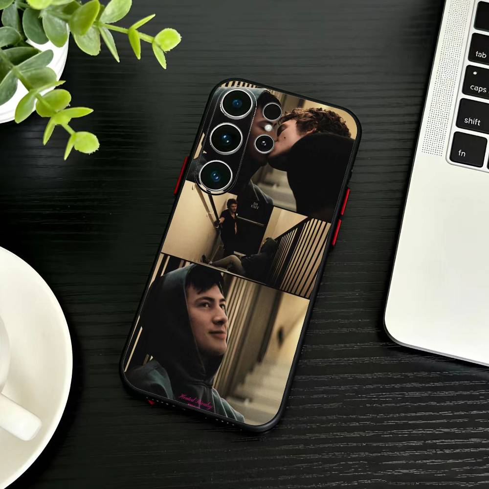 

Нагретый R-Rivalry Чехол для телефона Samsung S26,S25,S24,S23,S22,S21,S20,Plus,Fe,Lite,Другие Черный Чехол Samsung S21fe